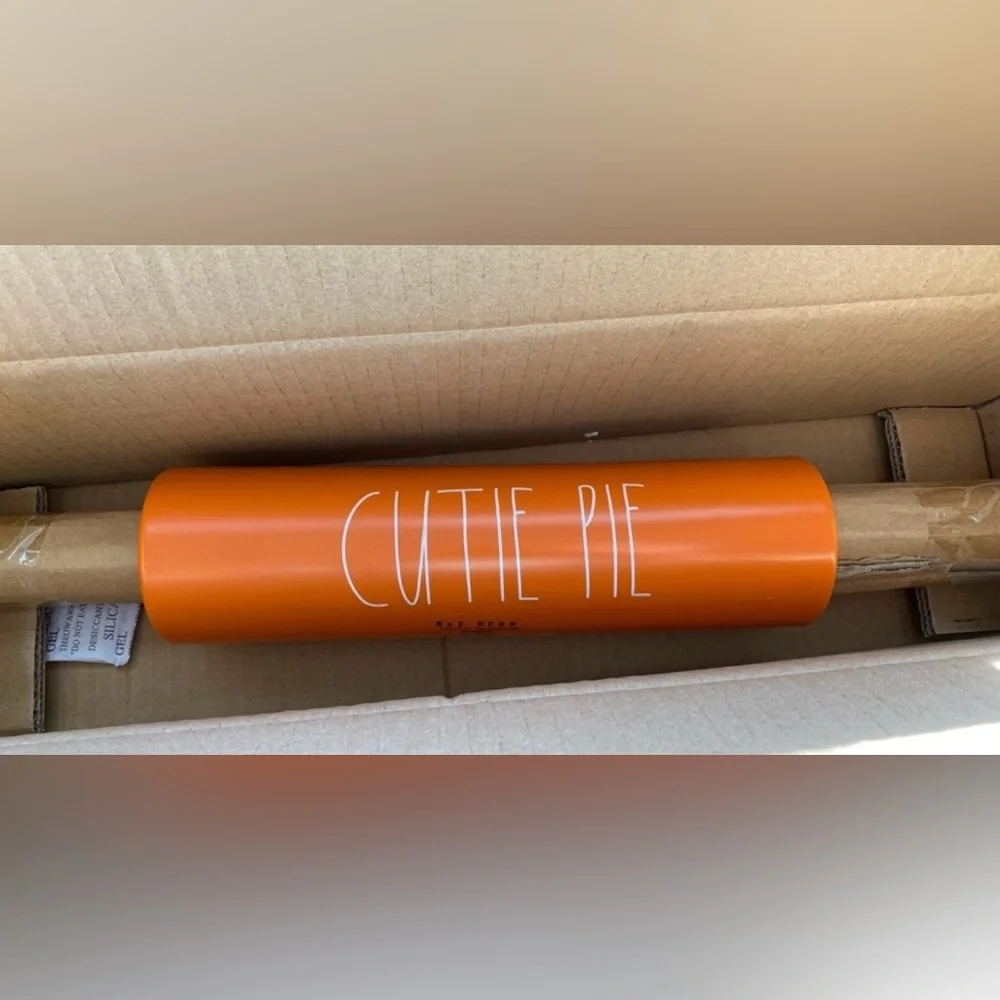 •NIB•Rae Dunn Collection Ceramic Rolling Pin- ‘Cutie Pie’